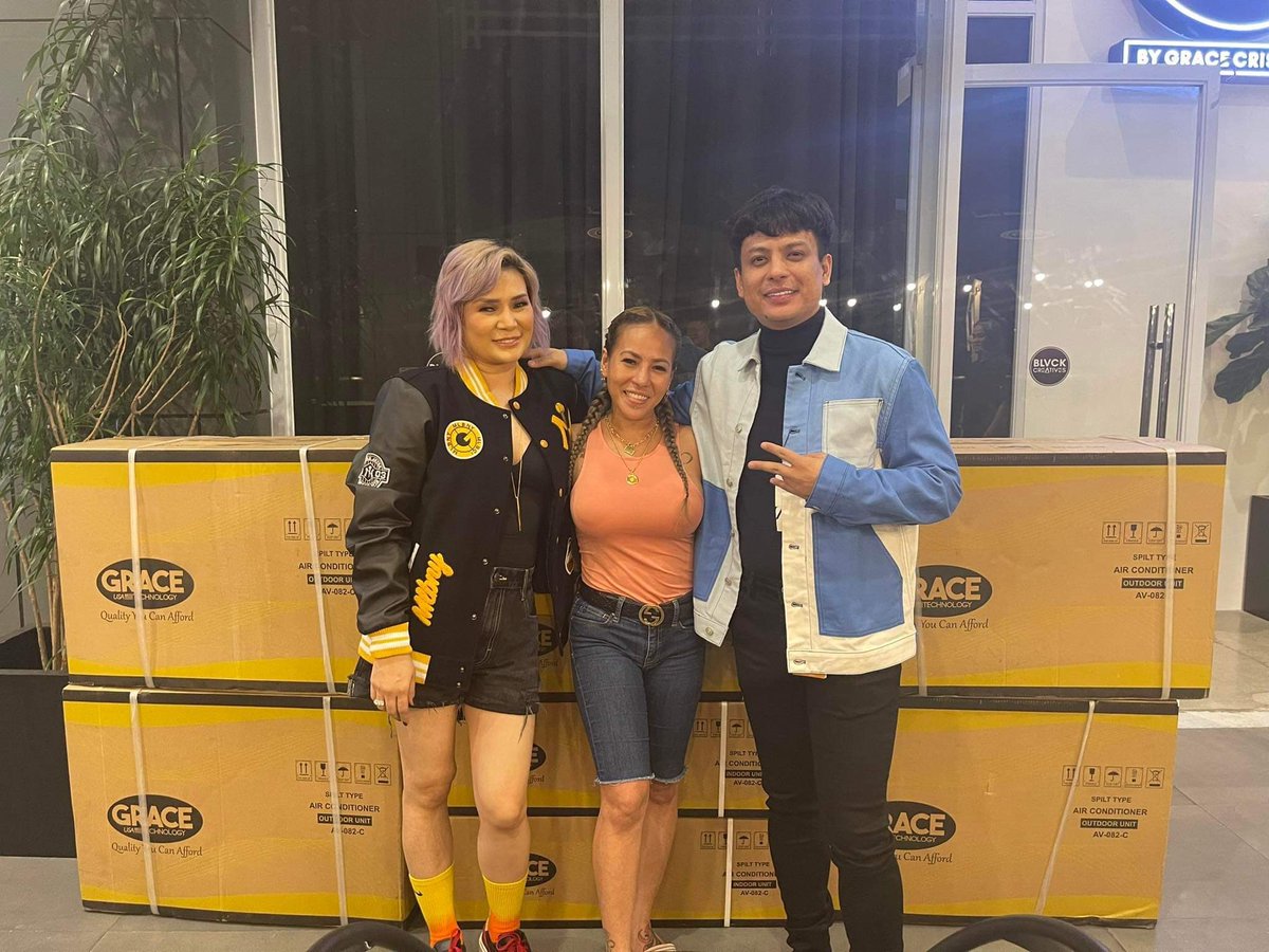 madaminutz20's tweet photo. THANK YOU NG MARAMI SA SPONSOR NG SPLIT TYPE AIRCON KO GRACE Electronics Ph PARA SA BAGO KONG BALUUUR. ❤️ THANK YOU KAY SIR Wilbert Tolentino & DIREK Edrex Clyde Sanchez 🙏❤️
#Tanutz #aircon #SplittypeAircon #brandnewaircon
#daisylopez #madaminutz #inutil #madam #kainutz https://t.co/GYMFrxI0Ns