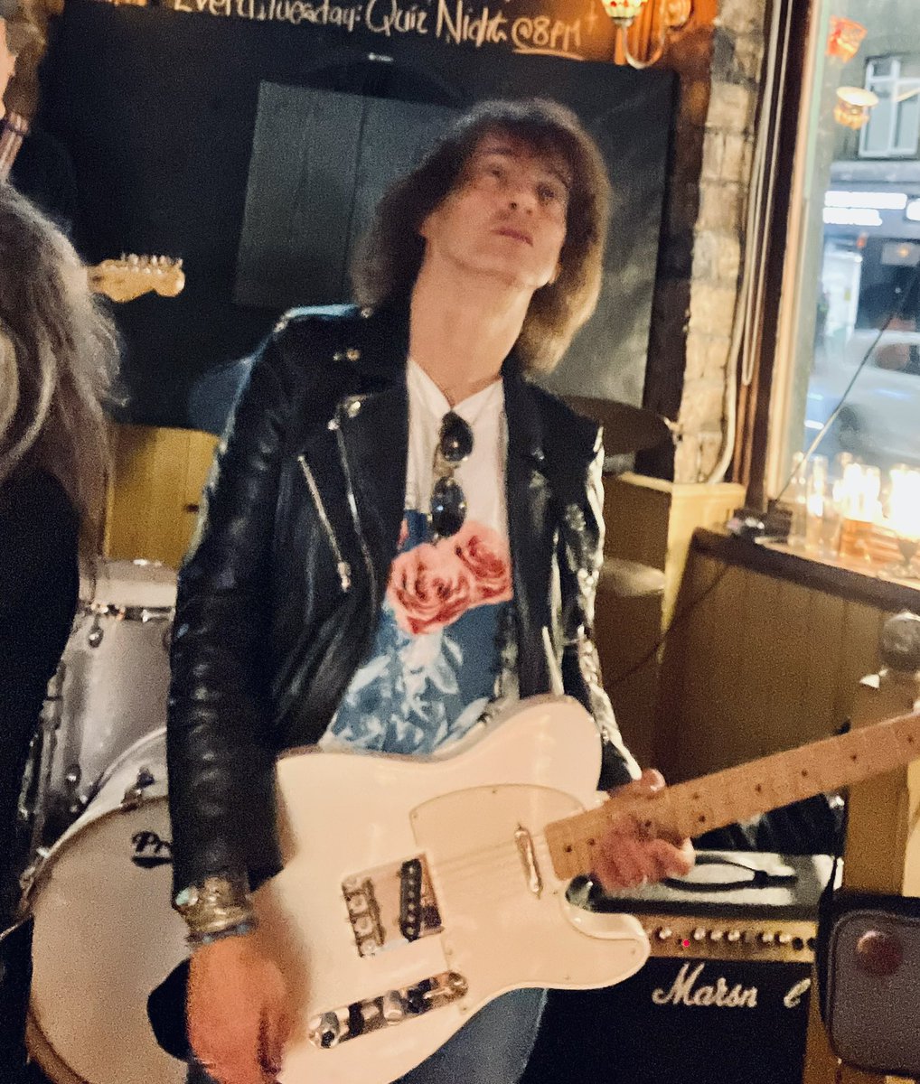 Another pic from last Saturday’s gig, as part of Annie’s backing band. Dolly Parton + Led Zeppelin = Gretchen Wilson? Maybe... What do you think?