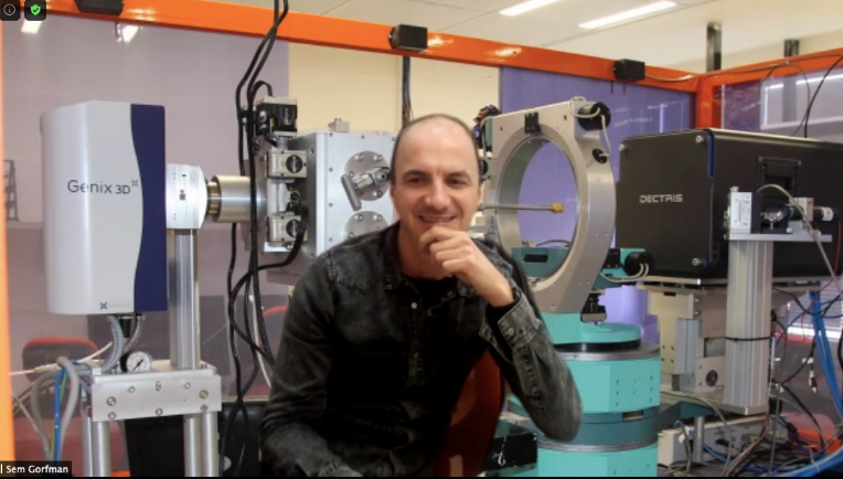 DECTRIS_News's tweet photo. Discover a flexible diffractometer for both today and the future! We talked with Dr. @SemGorfman from @TelAvivUni who tells us about his experience and keys to success. ➡️https://t.co/QGG6jqKEDB
#PILATUS3 #diffractometer #diffraction #Xraydetector
@XenocsNews https://t.co/0MUDs3d68m