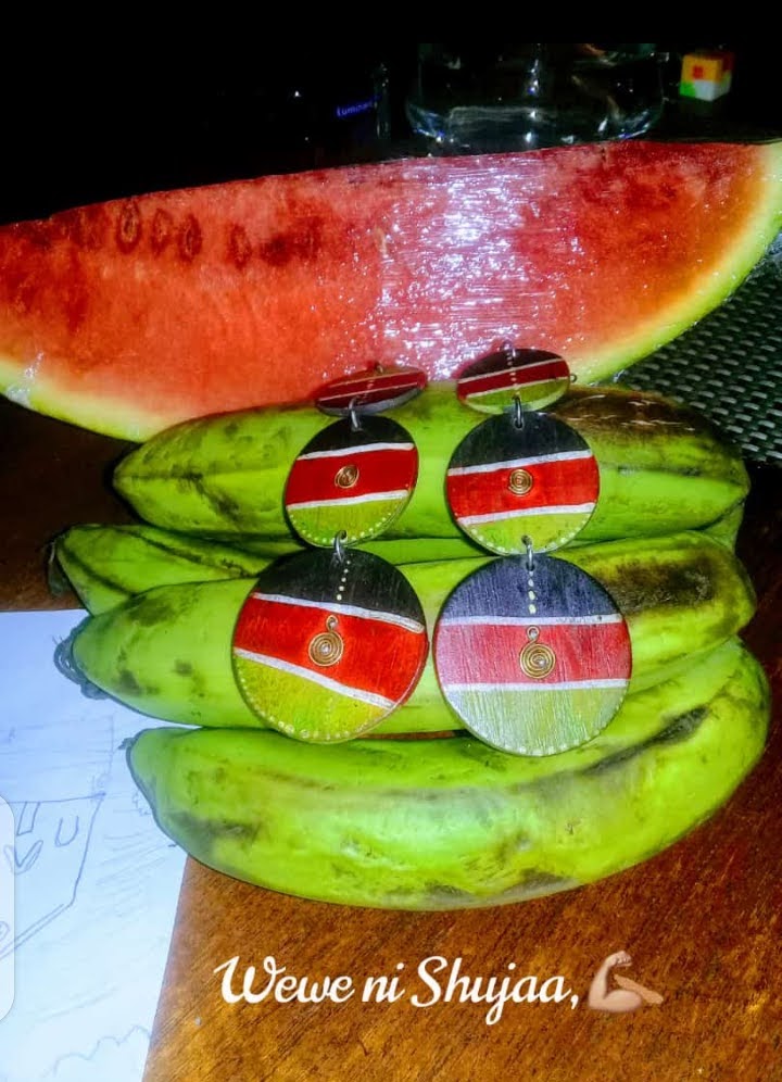 Ee Mungu nguvu yetu
Ilete baraka kwetu
Haki iwe ngao na mlinzi
Natukae na undugu
Amani na Uhuru
Raha tupate na ustawi🙏
#kenyanationalanthem
#kenyaelections2022 
#tuesdayvibe 
#AmaniKenya2022 
#peacefulElections
#TrendingNow
 #Peace 
#love 
#unity🇰🇪