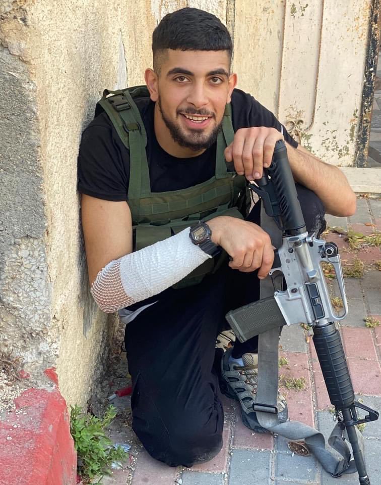 شهيد فلسطيني 
إلى رحمة ﷲ
<a href="/SundusSayeghh1/">سُندس صايغ</a> 
تحياتي لكم وتقديري