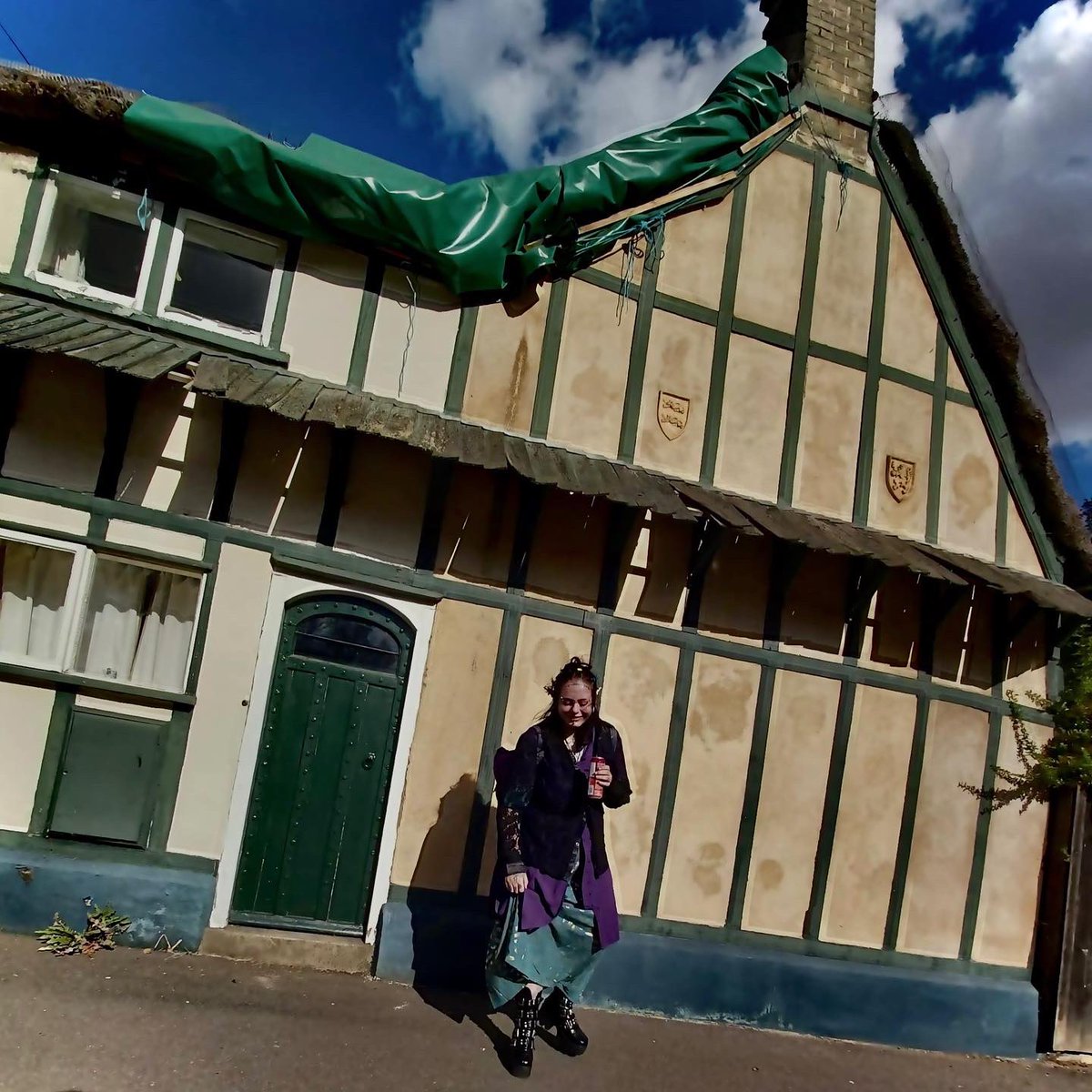 methadontcare's tweet image. My job is to b tall slender and mystical at all times and im pretty good at it #elementalwitch #waterwitch #forrestwitch #forestspirit #clothinginspo #fitinspo #ootd #fantasyootd #elfears #norsemythology #vikinggiant #norsegiant #pieromgs