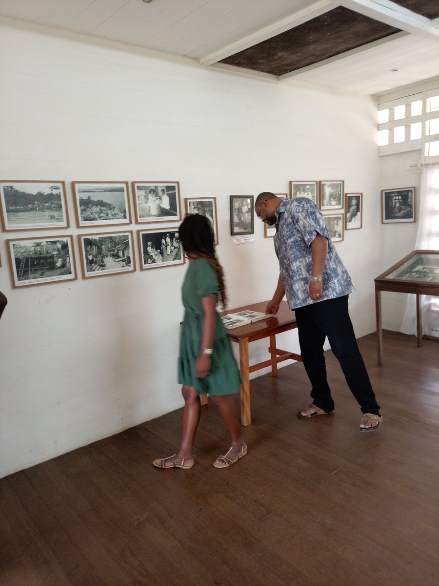 Maxewell's tweet photo. "Chaque génération doit résoudre ses problèmes elle-même" Albert Schweitzer. Bonjour #Lambaréné🤝
#Vacances #Musee #Schweitzer #Gabon #Hopital #AmazingGabon #VisitezNous #DestinationGabon #Tourisme #TouristeFou https://t.co/Du1W77Ihh1
