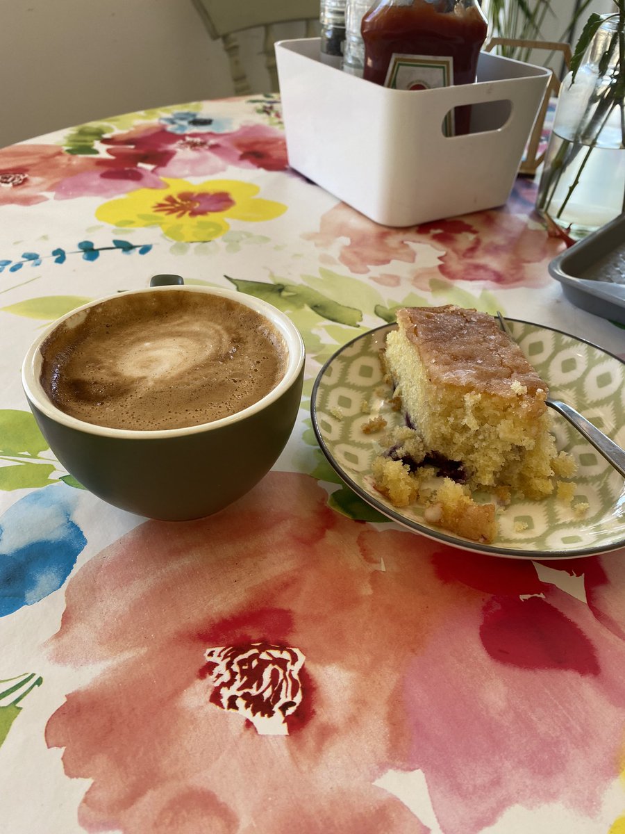FSBEastAnglia's tweet photo. Popped over to the @TheFeedNorwich cafe in Waterloo Park in #Norwich today to check out their meeting facilities. Such a beautiful venue and the food is fantastic too. ☕️🍰#SmallBusiness https://t.co/voInyZdlIh