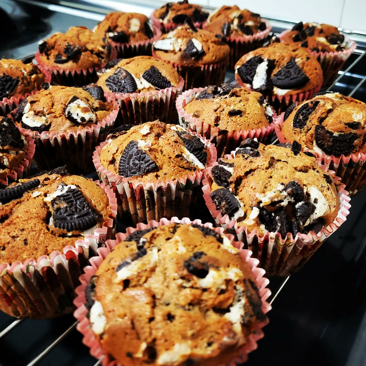 Próxima #receta #cupcakesoreo 
No te lo pierdas! 
𝕻𝖔𝖉é𝖎𝖘 𝖘𝖊𝖌𝖚𝖎𝖗𝖒𝖊 𝖆 𝖙𝖗𝖆𝖛é𝖘 𝖉𝖊 𝖑𝖆𝖘 𝖗𝖊𝖉𝖊𝖘 𝖘𝖔𝖈𝖎𝖆𝖑𝖊𝖘:

WEB: recetaspasitoapasito.com
FACEBOOK: facebook.com/recetaspasitoa…
INSTAGRAM: instagram.com/cocinaconcrist…
YOUTUBE:goo.gl/JUsoJj
#FelizMartes