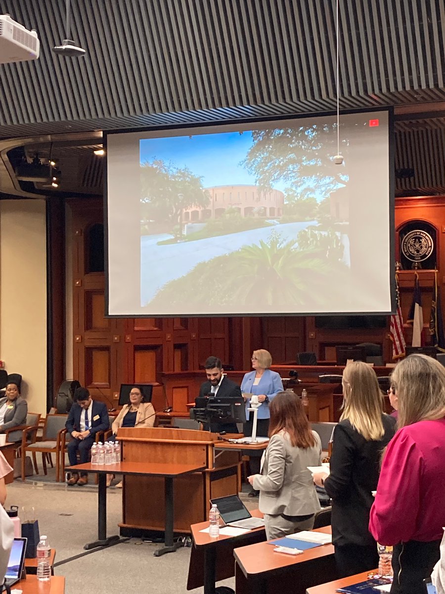 EasyExpunctions's tweet image. Our CEO, Yousef Kassim, was invited to be the keynote speaker to a group of new, incoming law students. Just another way that #EasyExpunctions is changing the legal system through data. 

#legaltech