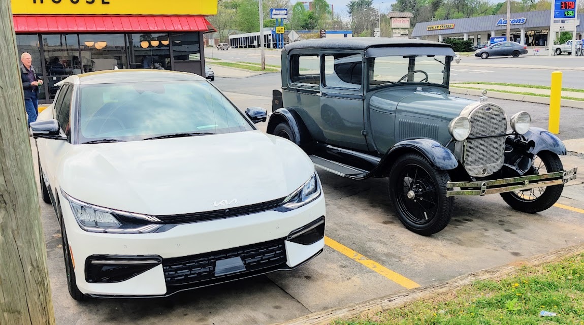 The votes are in, and the winners of our EV Views photo contest are Raj Patel, Chris Brown and Barry Henline! Thank you to everyone who participated and voted -- we received some incredible entries, and we're excited to highlight them over the next few months #EVViewsNC