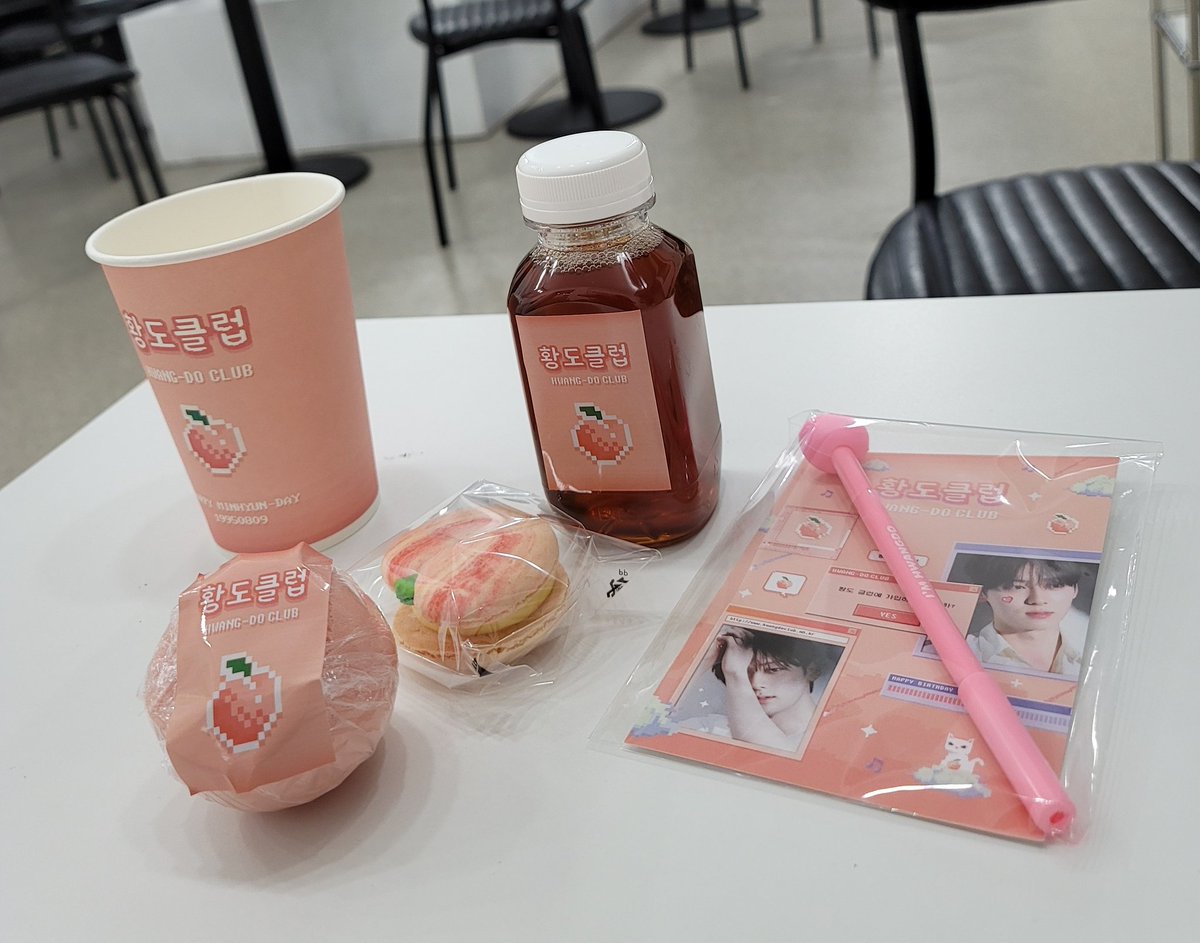 하나뿐인 민현 tweet media