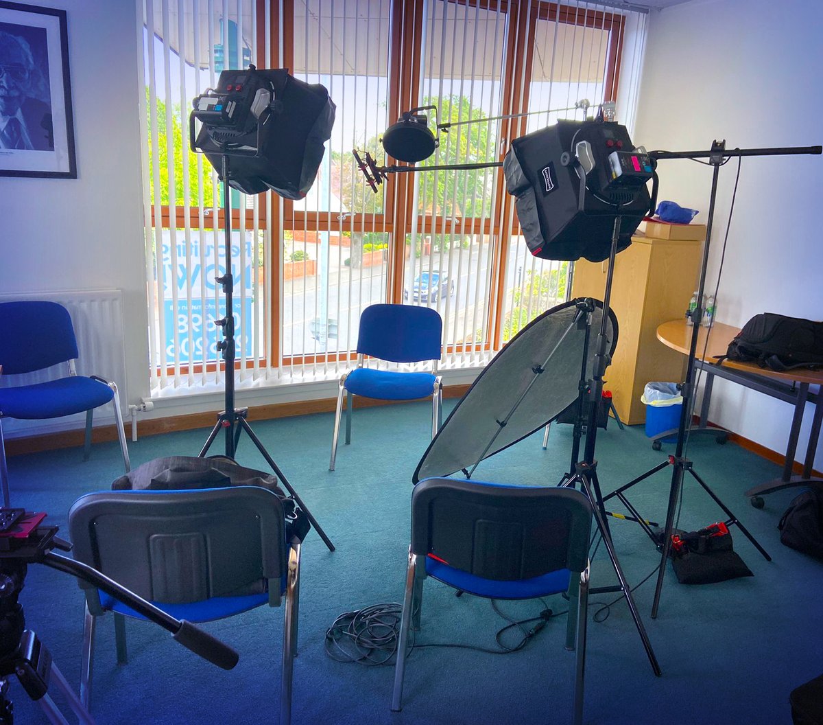 🎥 Lights, camera, action! 🎞
It's all go today in SOL. The SSSA are filming videos of our nominees for this year's awards ceremony. It's great that SOL is represented in 4 categories. Hearing the nominees talk about the great work they do really makes us proud!  
#sssa #filming