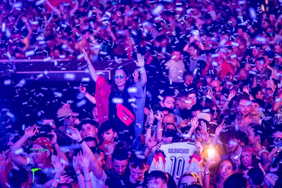 paulkalkbrenner's tweet image. Best job in the world. 

Thank you, @UntoldFestival. 

#paulkalkbrenner #untoldfestival