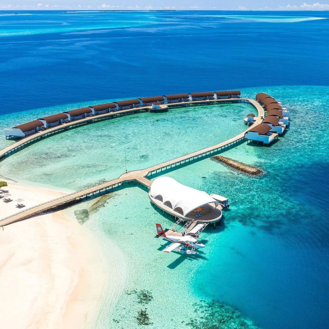 An Epicurean journey awaits 😍
📍The Westin Maldives
📸: @thewestinmaldives

#maldives #wanttobeinmaldives #thewestin #marriottbonvoy #visitmaldives #marriothotel #beautifulmaldives #maldivesresorts #bestdestinations #luxurytrips #besthotels