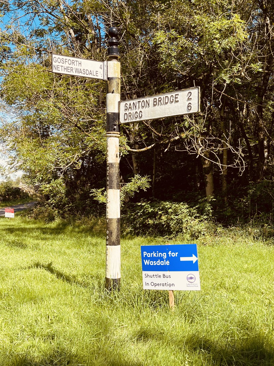 terrybnd's tweet photo. Just spent an hour with two other folk directing traffic on road from Nether Wasdale to Wastwater. Gridlocked with over 50 vehicles. Cars even clipped walls😢 Yet at the @lakedistrictnpa FREE shuttle bus car park? 10 cars and one motorhome 😳🙄 #lakedistrict  #overtourism #travel https://t.co/wJ1G7rClQk