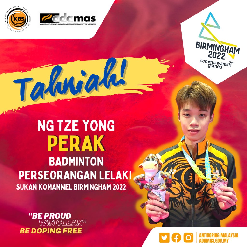 ADAMAS_Malaysia's tweet photo. Tahniah diucapkan kepada Ng Tze Yong yang berjaya merangkul pingat perak dalam acara badminton kategori perseorangan lelaki pada Sukan Komanwel Birmingham 2022.💪🏼🥈

Credit 📷: Olympic Council of Malaysia 

#B2022 #SayNoToDoping #PlayTrue #WinClean #KomanwelBirmingham2022 https://t.co/1n2m3TJQwX