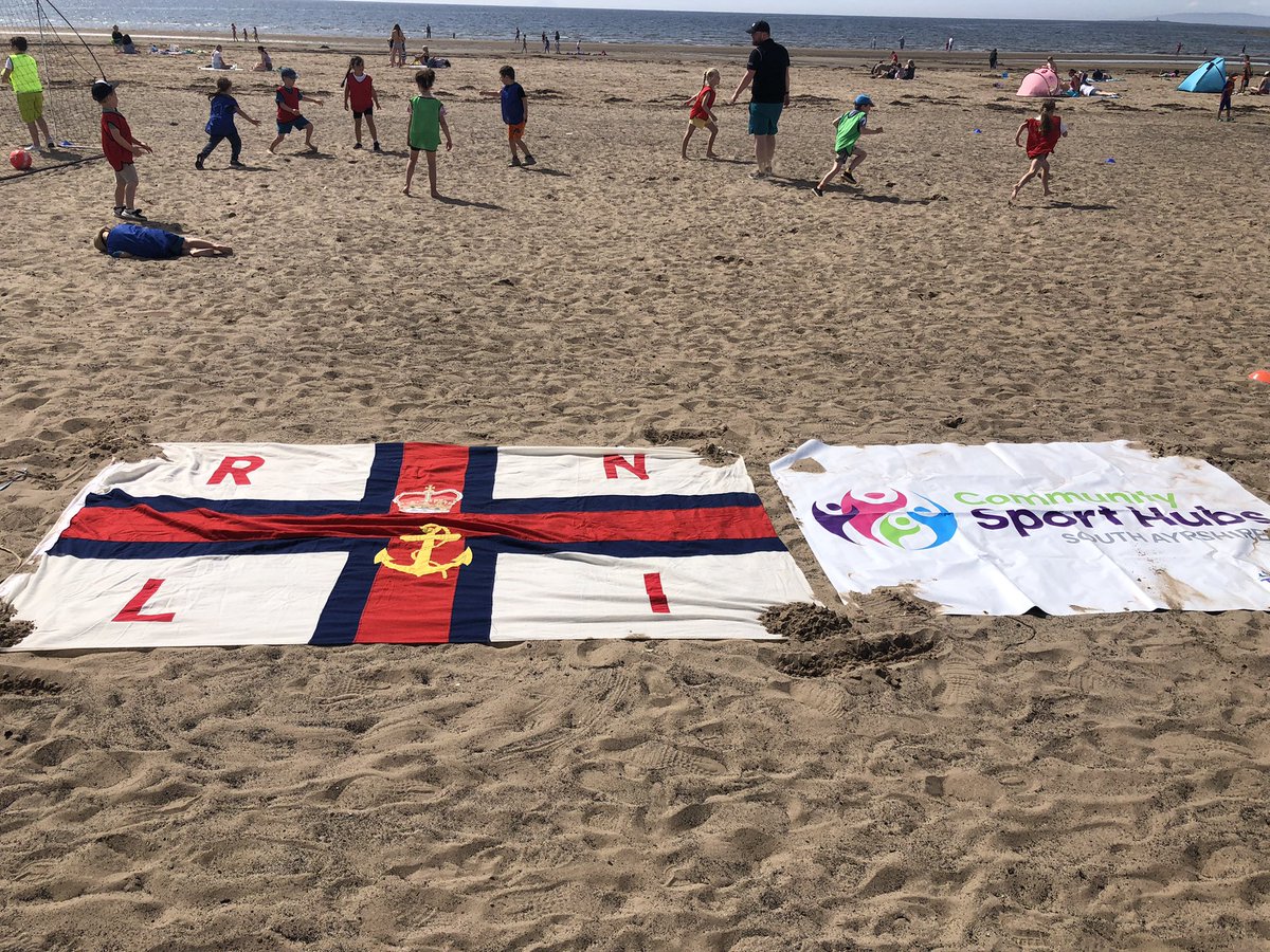 ActiveTroon_SAC's tweet photo. Amazing day for our Community Sports Hub Beach day π βοΈ
Great to see so many young people coming along & taking part in beach sports & paddle boarding πββοΈ β½οΈ πΎ
We even got a visit from @TroonLifeboat to top off the day π€©
#Thrivingcommunities #SASummer22 https://t.co/FIlkvHHzIx