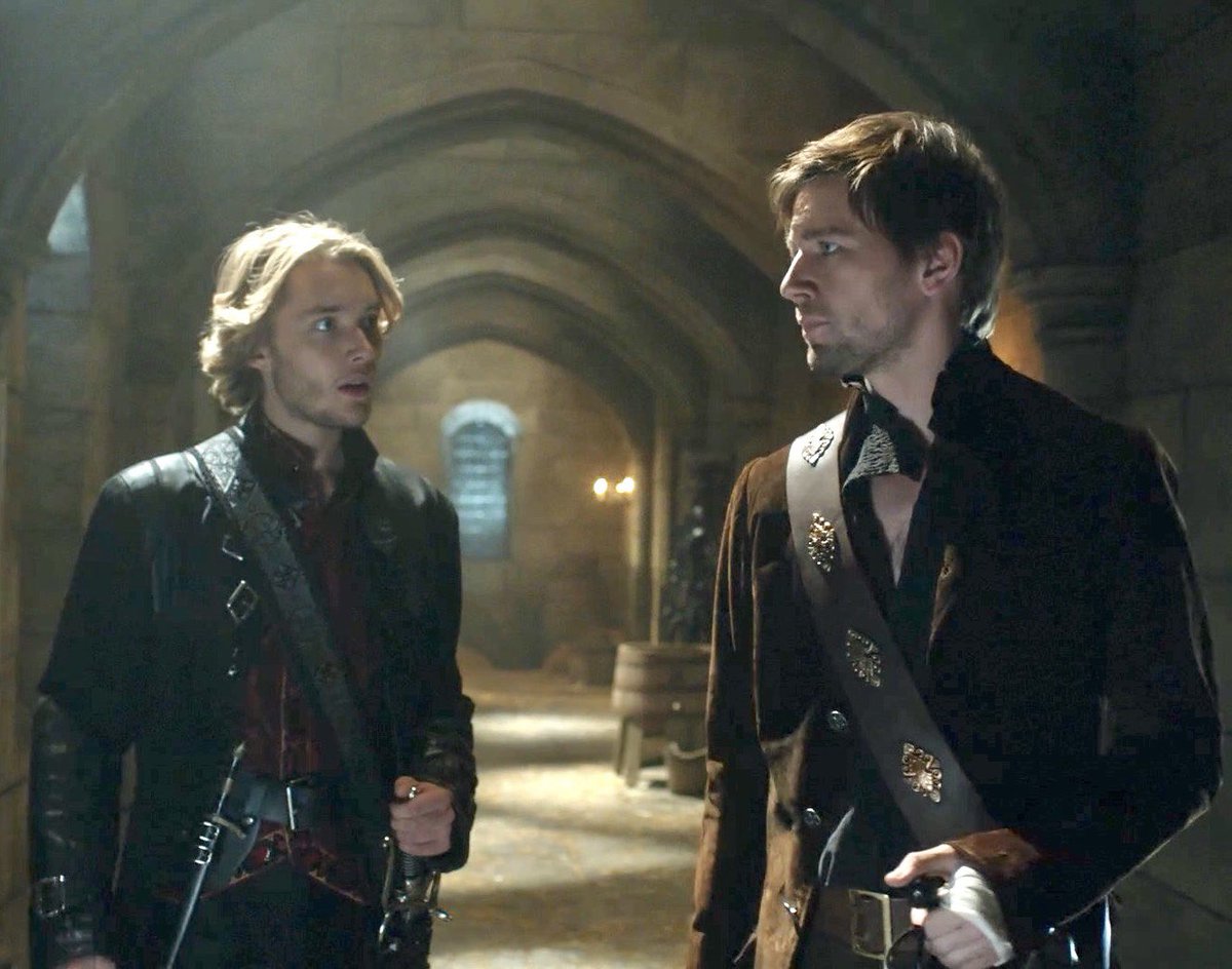 ReignedUsIn's tweet photo. Questions questions…

#tobytorrancetuesday #tobyregbo #torrancecoombs #Reign #CWReign https://t.co/O3LLJ9Rw4x