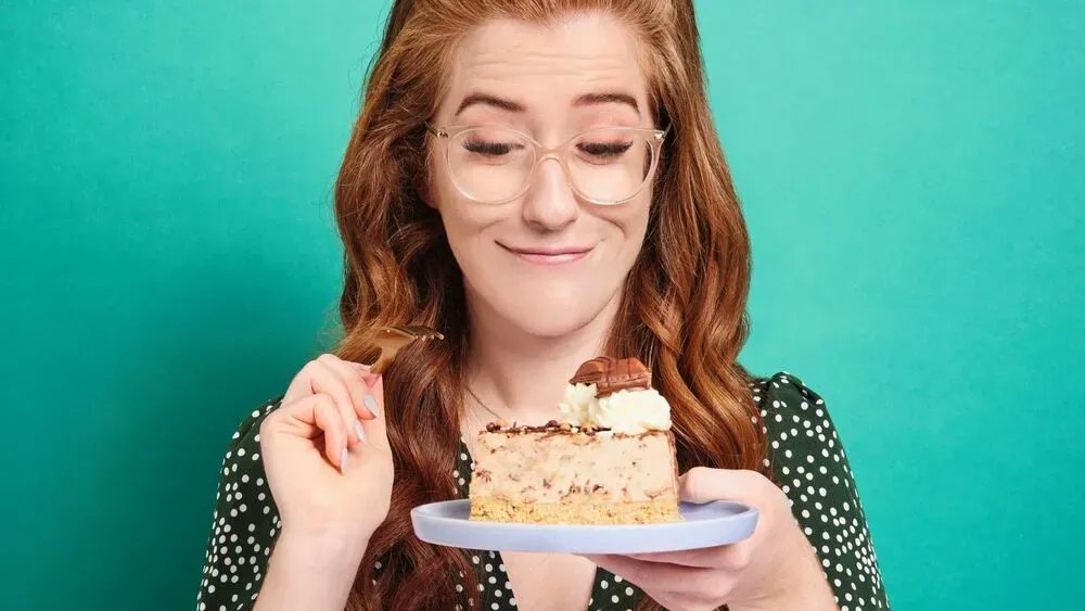 thebookseller's tweet photo. Jane Dunn’s (@janespatisserie) Jane’s Patisserie Celebrate has sold like hot cakes, whipping into the UK Official Top 50 number one in its first week on sale. 

Read more here: https://t.co/pjAdZDfU1R https://t.co/cHRk4yfIuc