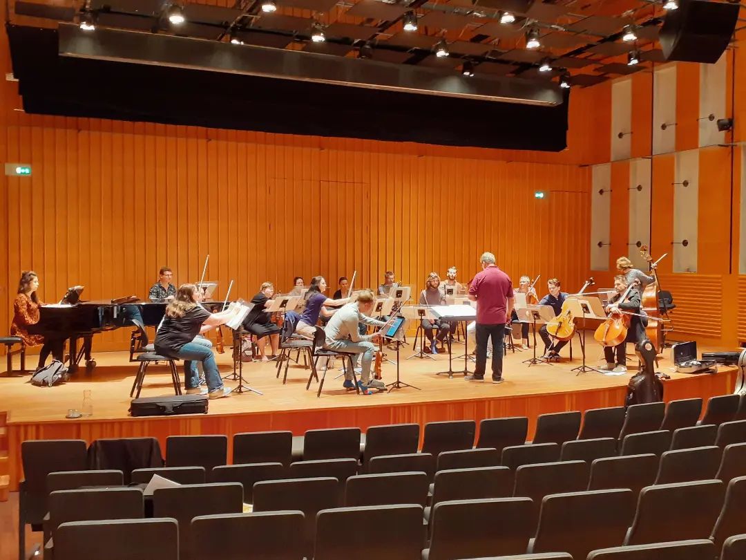 LaplandChamber's tweet photo. Back in business! 🎶 Syyskauden ensimmäiset konsertit soivat ensi viikolla. Autumn season starts next week. 50th anniversary autumn 👉 https://t.co/jhkILf4kc1
@johnstorgards @krvlkooppera @KorundiHouse @Roikaupunki @LizaFerschtman @helenajuntunen @OuluSinfonia https://t.co/XmGItvLM3J