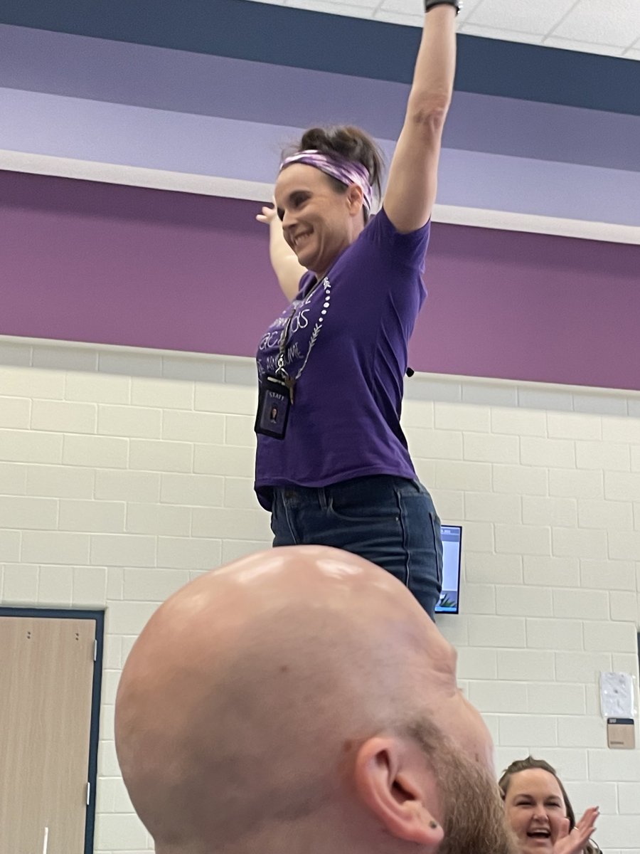 hoodcase97's tweet photo. We are kicking off Back to School! We can’t wait to see our Hornets!! https://t.co/5HwvKBvEGa