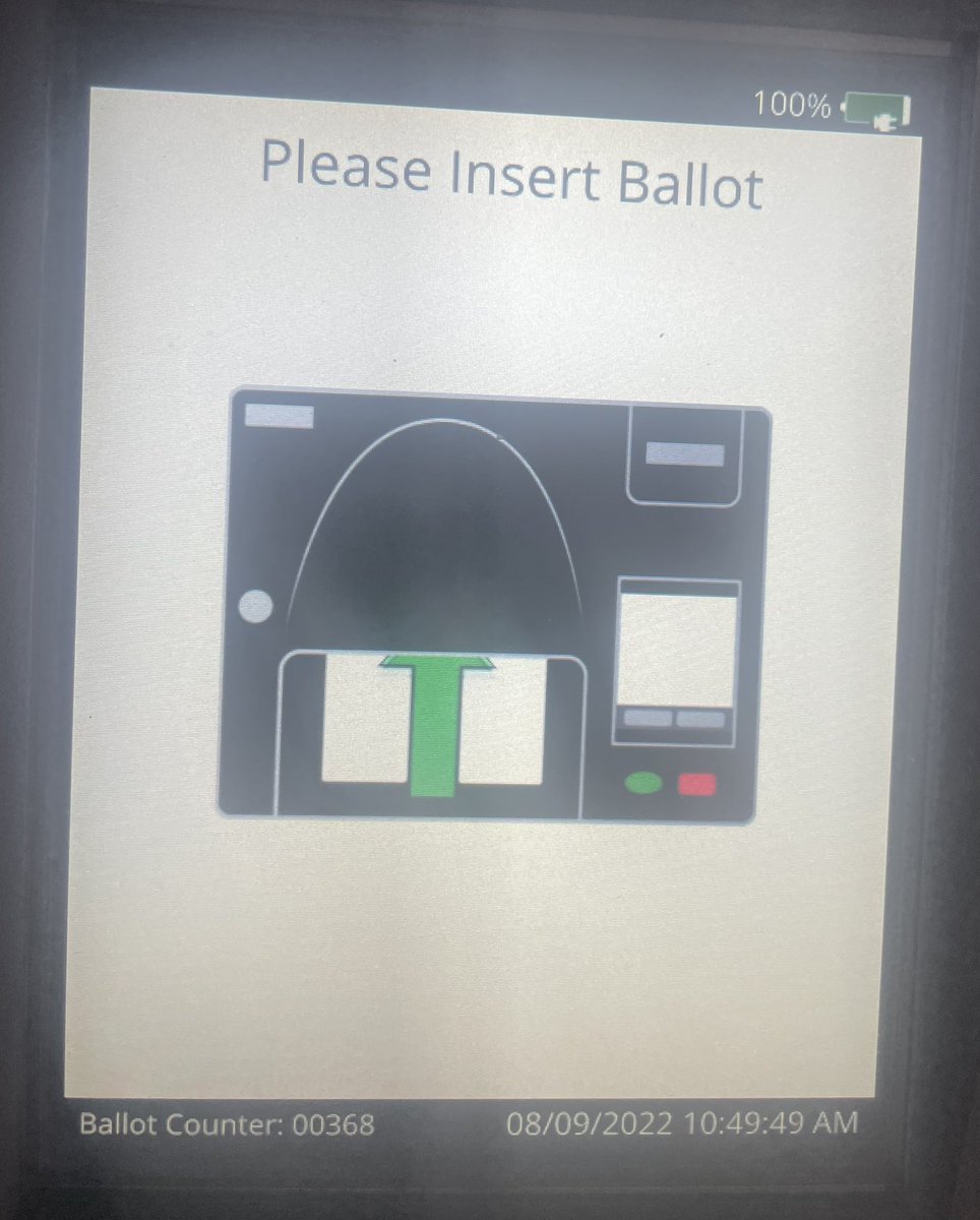 connorspeakss's tweet photo. In Montpelier, as of 10:49, 1,403 ballots have been cast, that includes early voters. (The bottom left corner is the ballot count for each machine here) #vtpoli #vtelections #primary2022 https://t.co/YiDCroMlGT