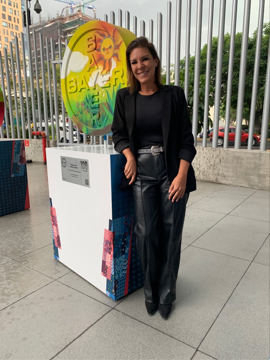 monicaegui's tweet photo. Para celebrar los #Bayer100Años, diez artistas y colaboradores en #México, intervinieron nuestro logo para reflejar, desde su propia óptica, lo que somos:
• Hambre cero
• Salud y bienestar
• Equidad de género
• Acción por el clima y el medio ambiente
#Bayer
#BayerCropScience https://t.co/HmLvi5mlDv