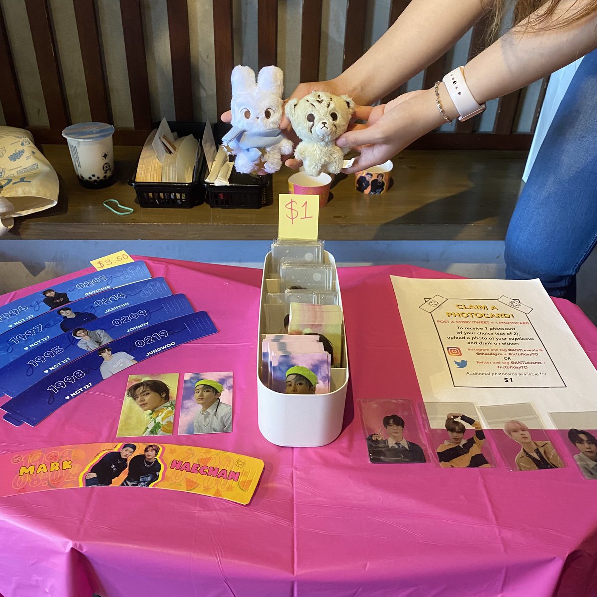 antlevents's tweet photo. post-event thanks and thoughts from the admins ✨

TLDR: we are grateful to everyone who attended 💚 you guys are our motivation 🥰

#nctbffdayTO https://t.co/Ctb4SyUyvL