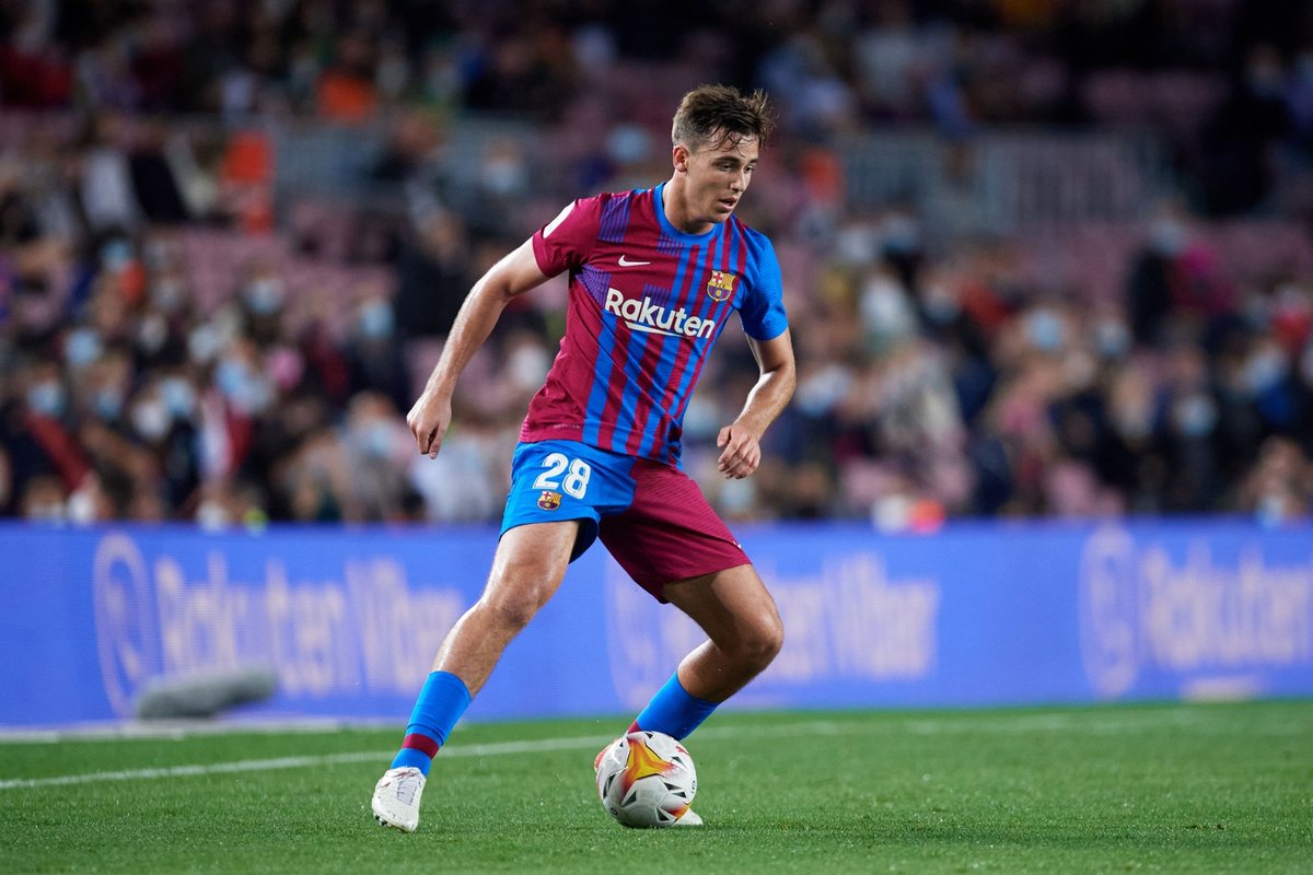 TransferNewsCap's tweet photo. ♧🚨☆ #Valencia are signing documents to sign Nico González on loan until June 2023, no buy option. Nico will renew his contract with #Barcelona before leaving.
#FCB 
#Transfers
(@FabrizioRomano) https://t.co/fIg3erRWgO
