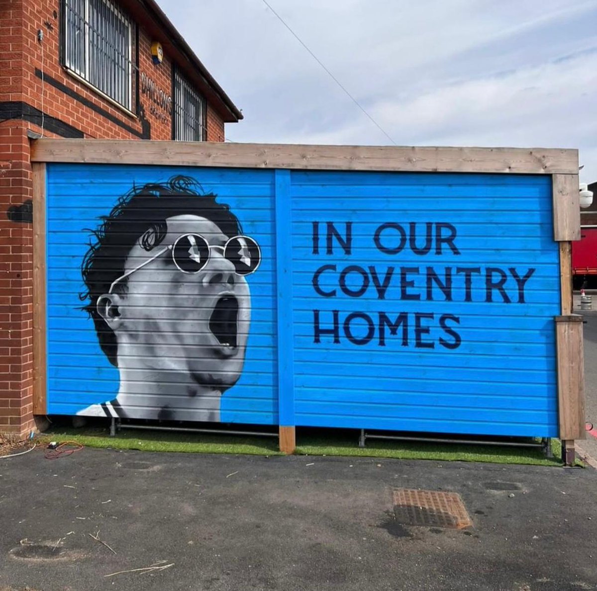 New additions coming along nicely at the official CCFC fan village.

<a href="/bringcolour/">Bring Colour</a>
<a href="/Coventry_City/">Coventry City</a> 
<a href="/CalOhare/">Callum O’Hare</a>

#PUSB #skyblues #skybluearmy #coventry #coventry2022 #covcity #coventrycitycentre #midlands #westmidlands #football #ccfc #dhillonsbrewery #fansvillage #brewery #beer