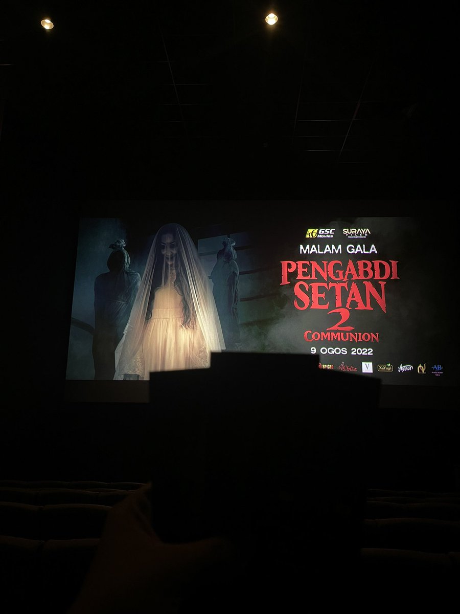 Azfarheri's tweet photo. Sumpah seram nak mampos yeee, sepanjang cerita ni jantung aku berdegup kencang. Kali ni dia ada ngeri so no wonder la dia 18+, dengan pocong nya. Sampai dekat rumah masih teringat ringat. Memang takut la nak naik lift lepas ni 😭😭😭 https://t.co/RKuTC4IlT0