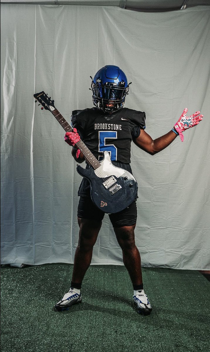 DimitriFlowers's tweet photo. Media day
#ClassOf2023
@BigFaceSportss @RecruitGeorgia @FB_Brookstone @RanceGillespie @DC_Sports_706 @GAVarsityRivals @TopPreps #CoachPrime #HBCU #BHS #highschoolfootball #GAfootball #DimitriFlowers #studentathletes #brotherhood #football #highschool #footballplayer #GAsports https://t.co/ZG9sdJWVdM