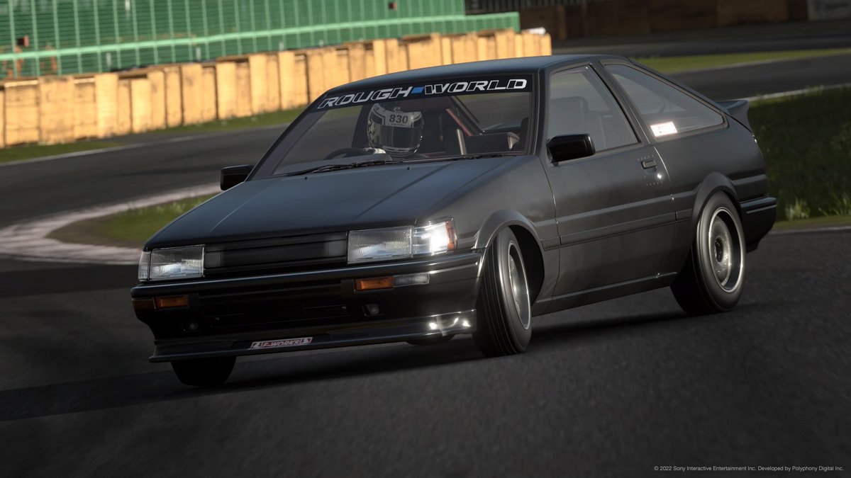 PS5PAD's tweet photo. 缶スプレーとサングラス、安全靴が必須装備 #GT7 #Roughworld https://t.co/I87LoVN7Sm
