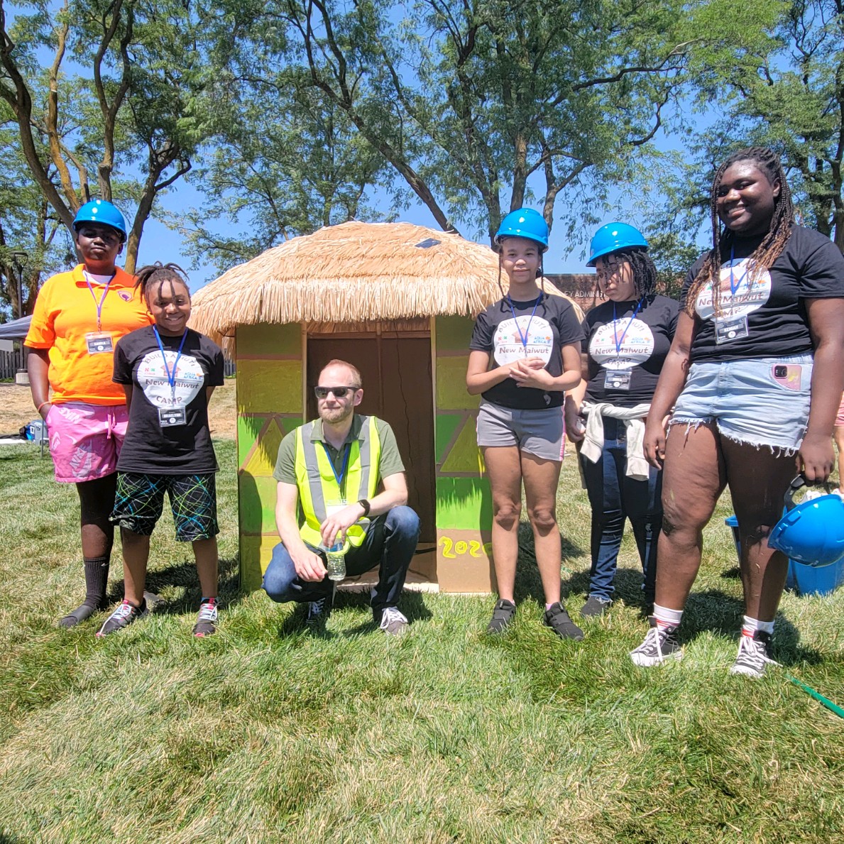 OmahaImagine's tweet photo. Everyone did a great job working together in teams to build their model huts. Shown in order is Completely Kids, NorthStar, Malcom X/Emerging Ladies, and 4H Open Enrollment!

@aquaafrica @nebtoday @unlextension @unl_ianr @chasstoltenow #stem #imaginescience #summerlearning https://t.co/G32GYzdLp4