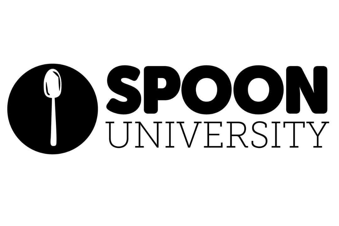 🥄 Now entering...the Spooniverse! Help our foodie fam create social content &amp; learn more about creating content. <a href="/SpoonUniversity/">Spoon University</a> is #hiring a Social Media Intern! 

Apply now on Gen Hired: buff.ly/3Ab9Lny