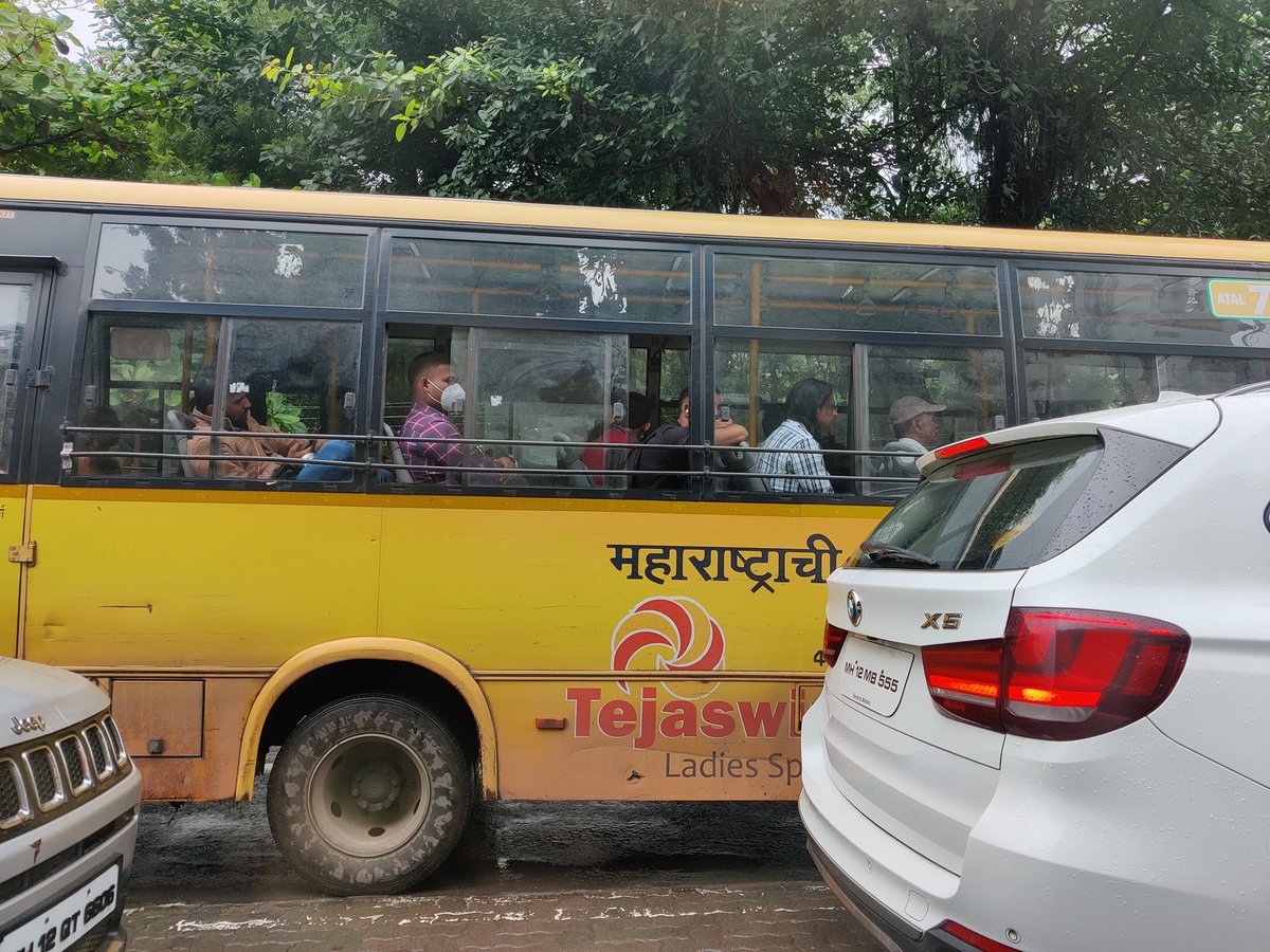 mgupta23's tweet photo. @TOIPune  @PuneRTO 
Special bus for women- not one woman in ... https://t.co/Un5bq4B1bL