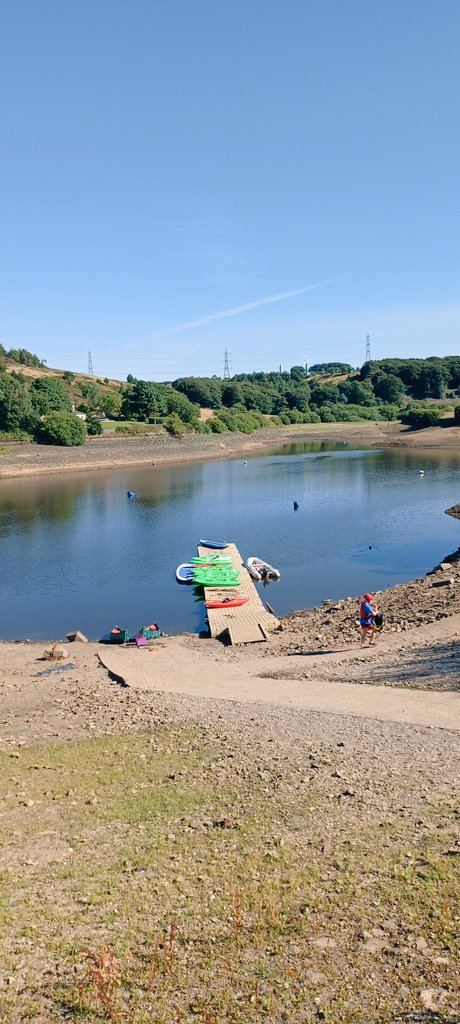 SonjaKielty's tweet photo. Amazing week for #DoePark water activities for the teens! @DoeParkWAC @visitBradford @ZubyHamard 💧🌞 👦 https://t.co/KMrO8KPjn6