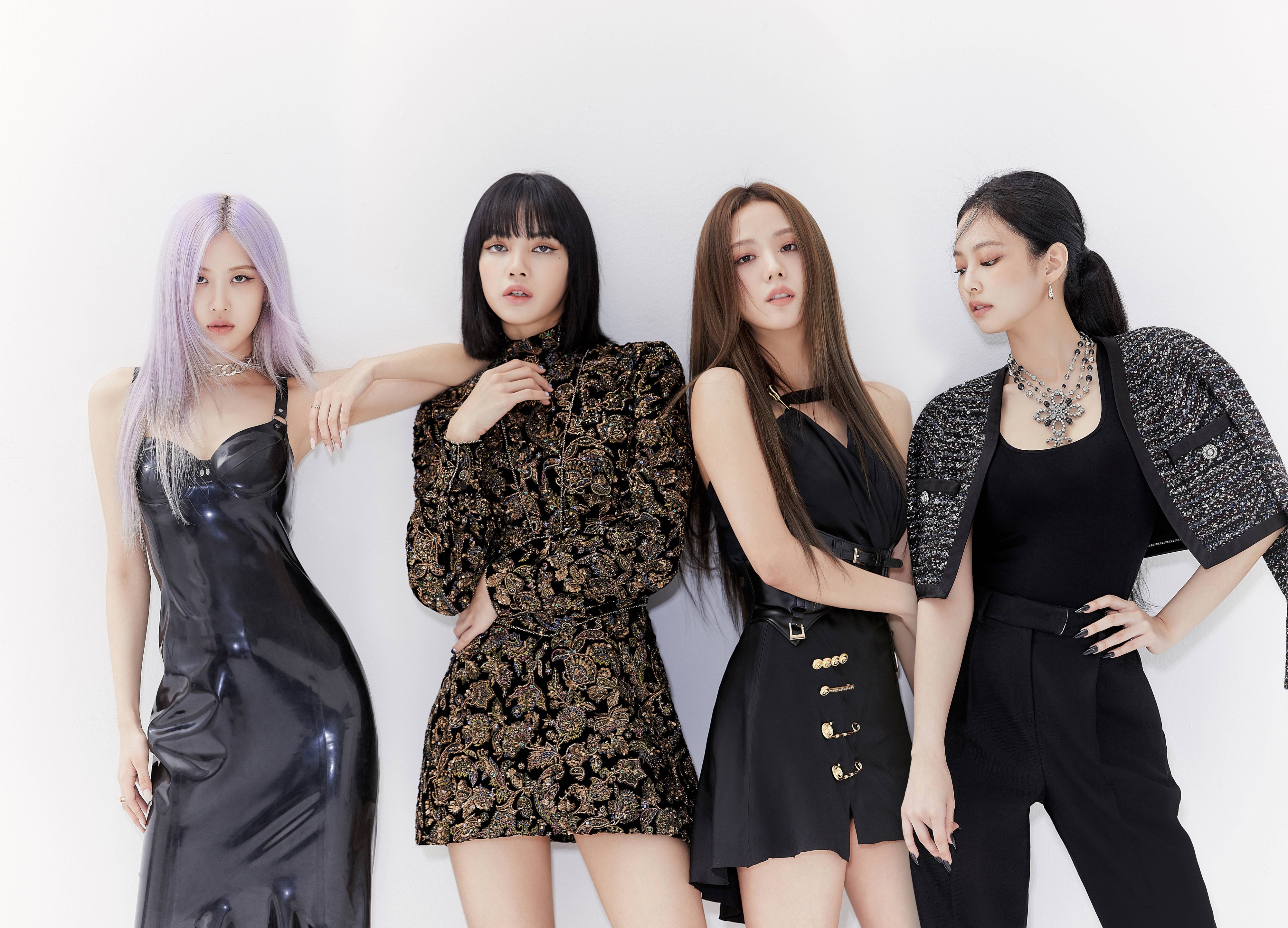 Группа BLACKPINK 2020