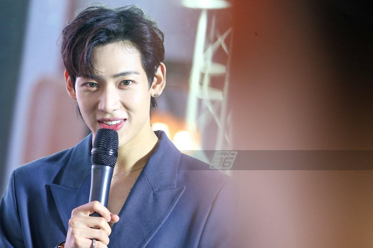 PPTVHD36's tweet image. อากาเซ “ทีมแม่xทีมแฟน” ต้อนรับ “แบมแบม” อบอุ่น ในงานเปิดตัวครั้งแรกของโลก ALL NEW TOYOTA YARIS ATIV ณ TOYOTA ALIVE Space บางนา 

#PPTVHD36 #ช่อง36 #BAMBAM #BAMBAMGOT7  #YARISATIVxBamBam #TOYOTAXBAMBAM #ข่าวบันเทิง