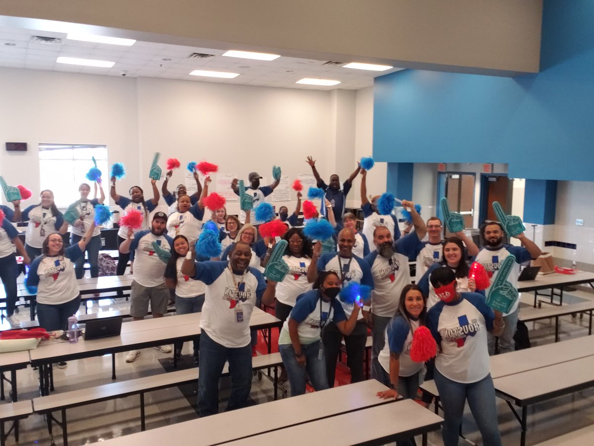 Candace Moffitt tweet media