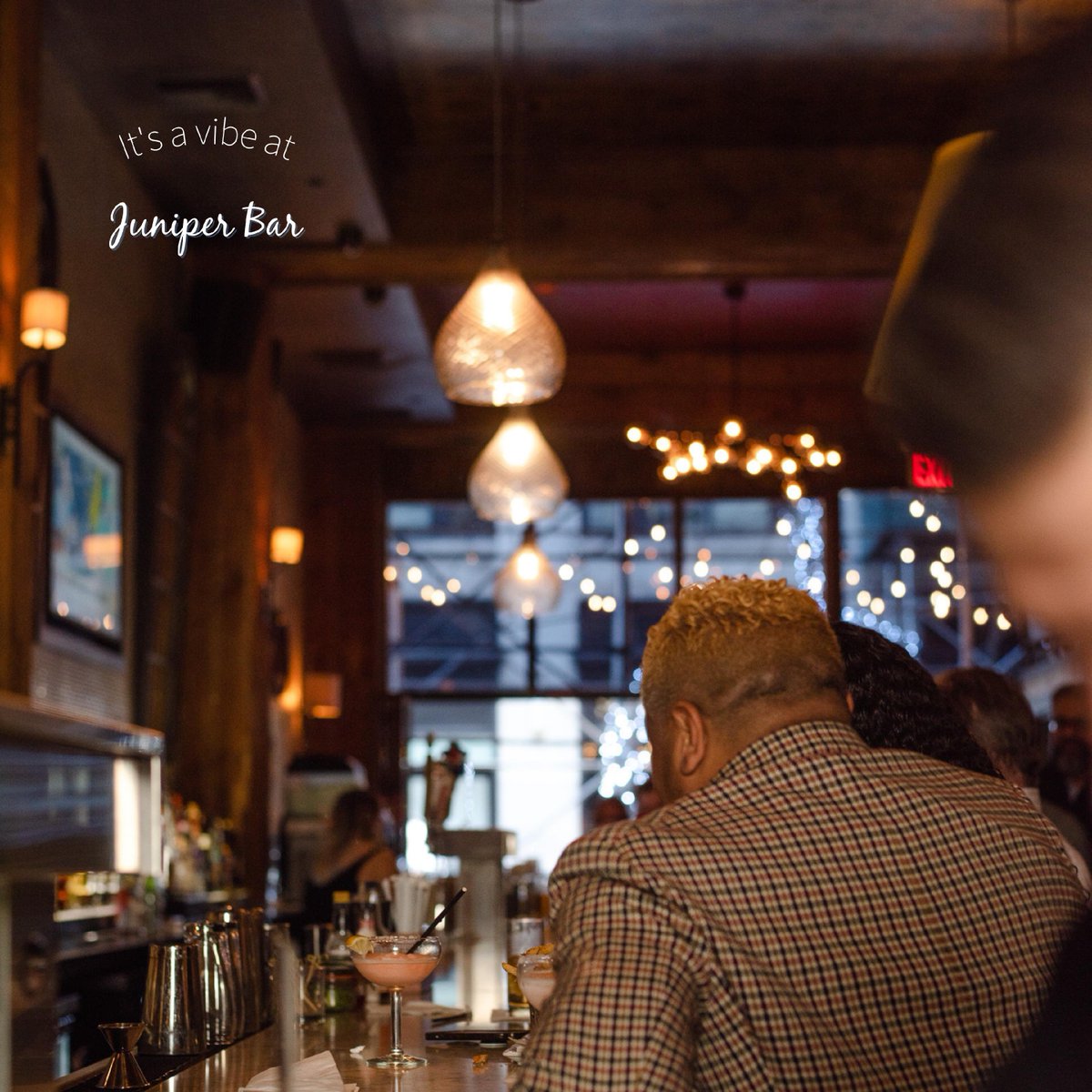 JuniperNYC's tweet photo. Going to a concert at Madison Square? We are right across the street 🙌🏽 Come in and enjoy our Happy Hour from 4pm - 7pm 🍸

 #Bar #NYCBar #MadisonSquare #MSG #NYCCocktails #BarsinNYC https://t.co/FaUbeMSgge