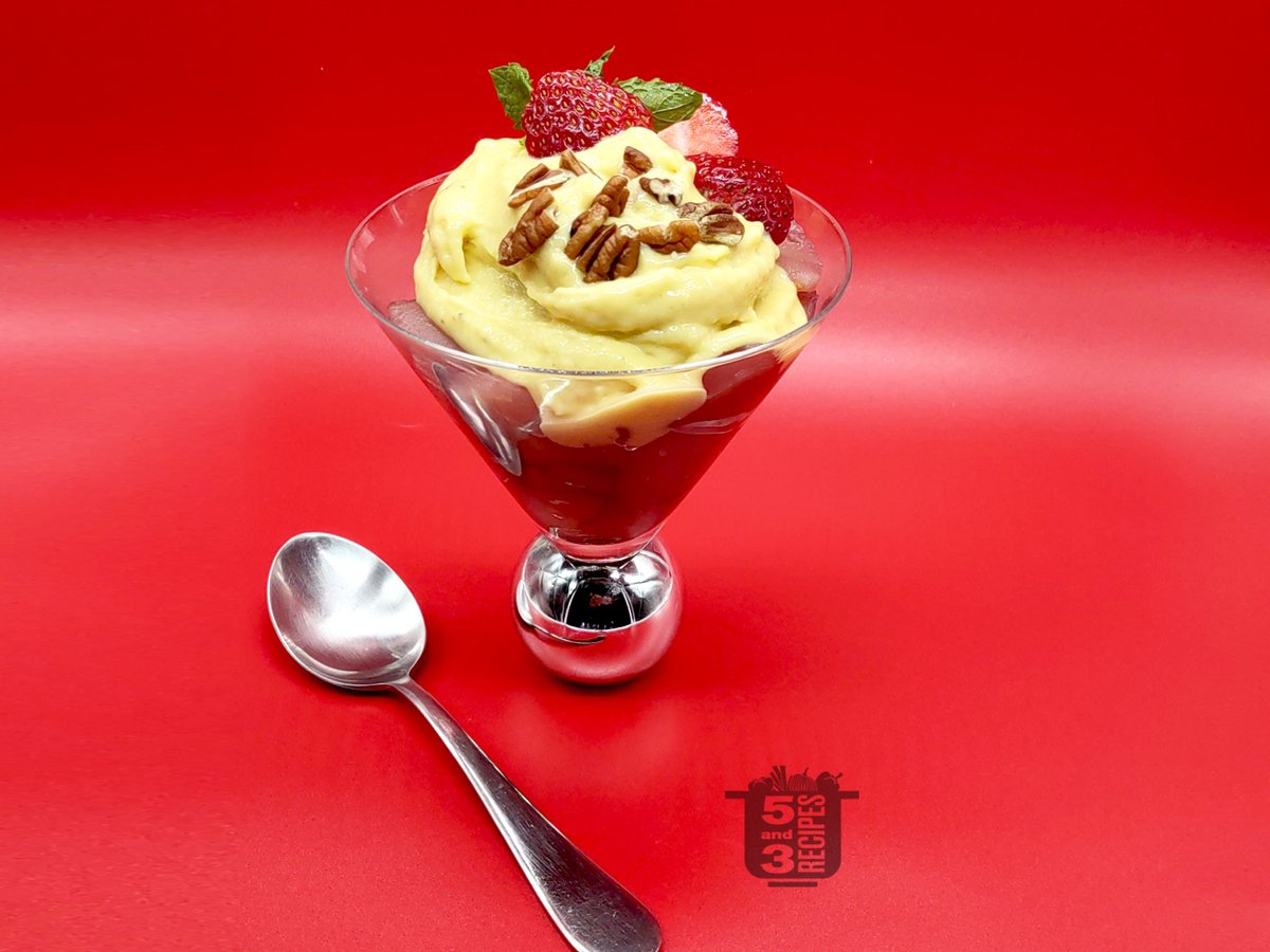 Fresh Fruits Frozen Yogurt:
100% natural ingredients | Yogurt | Fruits
#recipe #recipes #yogurt #banana #pear #mango #wine #fruits #dessert
See full recipe at:
instagram.com/p/ChC00U4ufMo/
