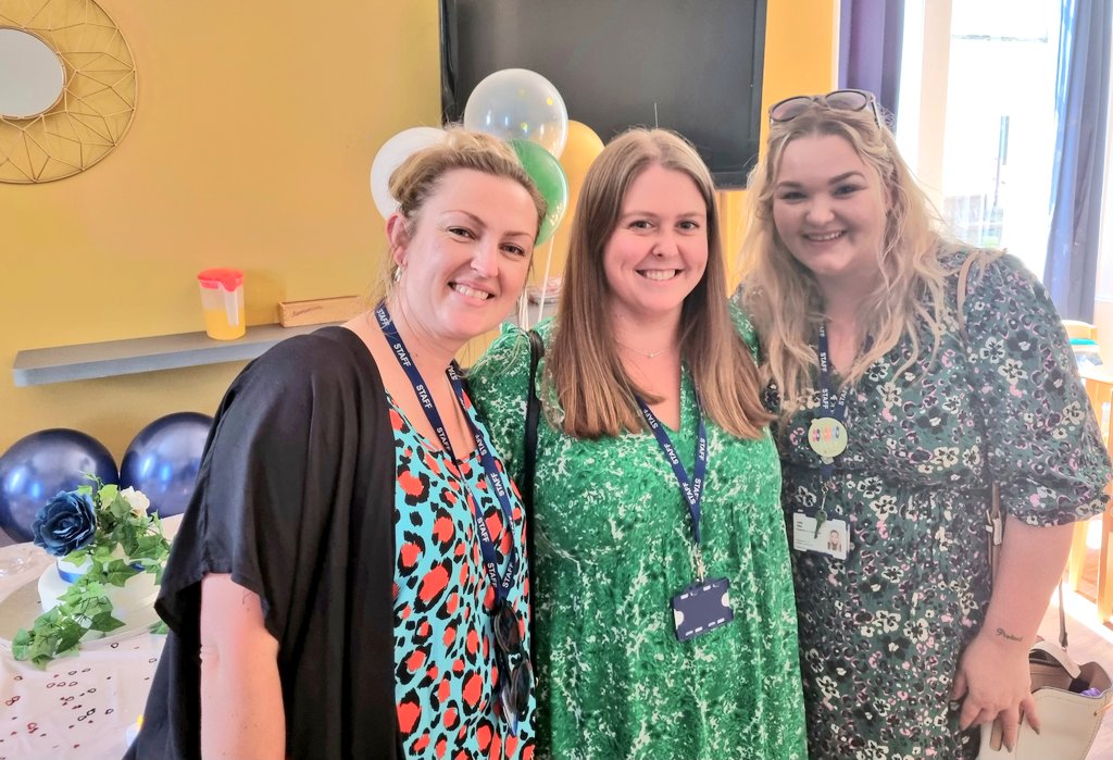 Handwritten59's tweet image. Amazing #RightsBased Social Work happening in Bradford. Today was beautiful 💙 #TeamBradford @babs_fitz