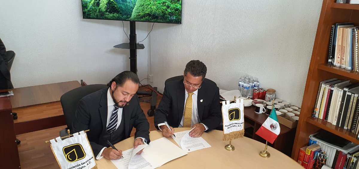 SMIA_OFICIAL's tweet photo. Estamos muy contentos por la firma del #Convenio de #Colaboración con @AMAACmx tenemos la certeza que será de gran beneficio para nuestras sociedades. https://t.co/4JvFyAEBr1