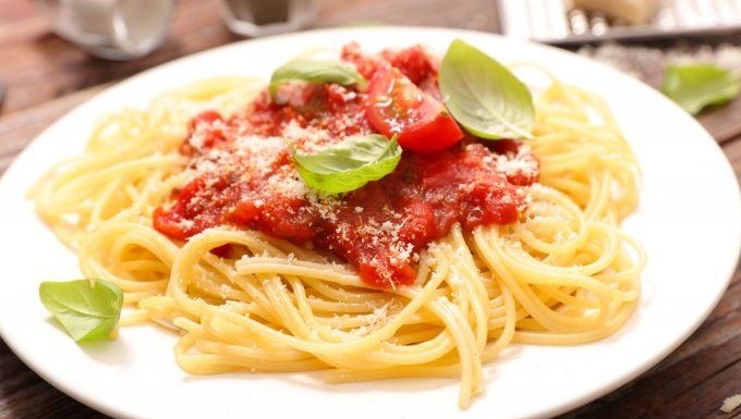 willmixen's tweet photo. 🍅 An selbst gemachte Tomatensauce kommen Fertigprodukte nicht ran. In ihnen verstecken sich künstliche Aromen, die der Soßenklassiker gar nicht nötig hat. 

https://t.co/Eqr5Bix8Zd

#willmixen #willmixende #thermomix https://t.co/JmPrxA1Tri