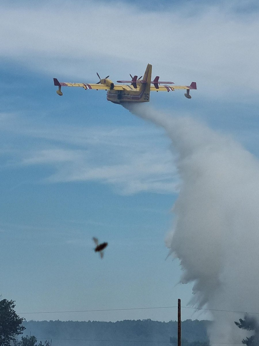 Bilan des moyens engagés dans les Landes 🚨: 
à Queyrac sur un feu de 30ha🔥✅,  
à Landiras sur des reprises✅, 
en Dordogne sur un départ de feu virulent✅, 
ce matin sur un incendie à évolution libre sur 150ha env en Charente👊 soyez prudents !
 <a href="/bretagnegouv/">Préfet de Bretagne et d'Ille-et-Vilaine</a> @ille_et_vilaine