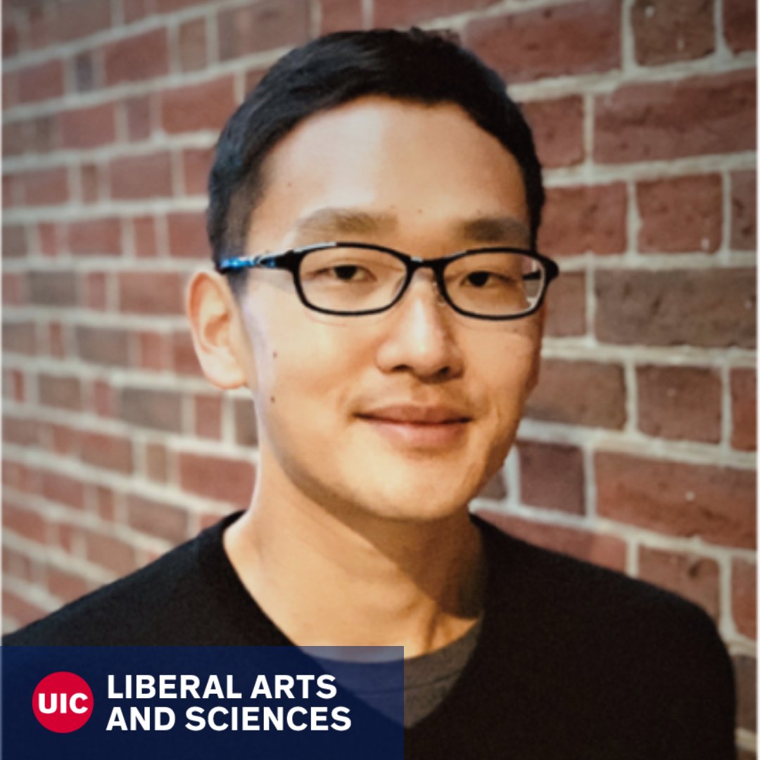 UICLAS's tweet photo. Ruixuan Gao, AP of @ChemistryatUIC and @UIC_BioS at #UICLAS, is one of three researchers recently selected to receive funding from the McKnight Endowment Fund for Neuroscience! Congratulations, Professor Gao!  

Read more: https://t.co/6e7rODZGFg https://t.co/vN0HCHDg0X
