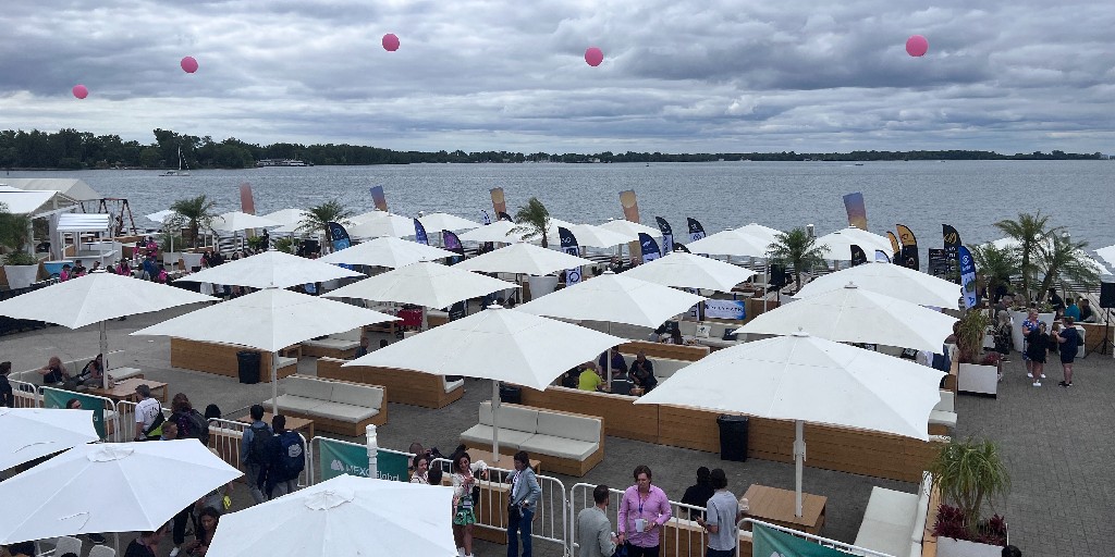 Futurist_conf's tweet image. Come network or enjoy the views in between panel sessions at our #Futurist22 Cabanas 🌴