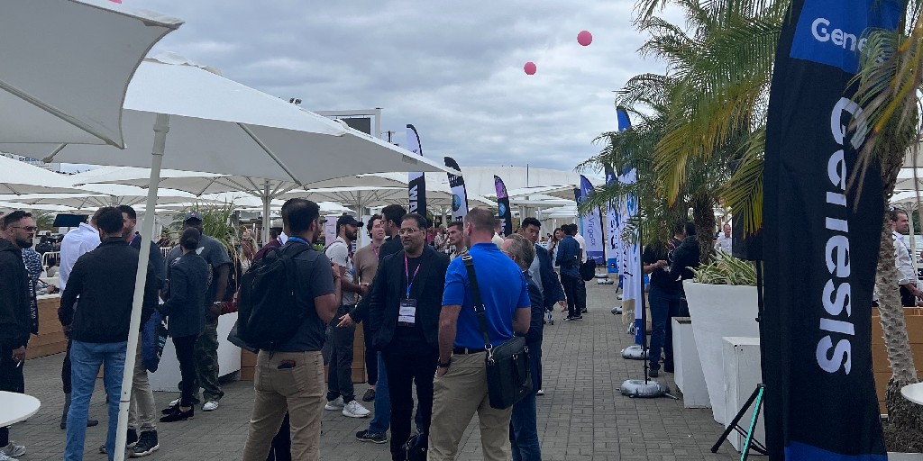 Futurist_conf's tweet image. Come network or enjoy the views in between panel sessions at our #Futurist22 Cabanas 🌴