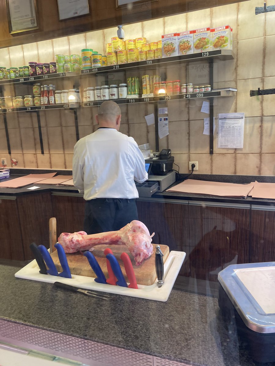 #Research is not only about #science but about #language and #communication, I can’t agree with it more after 3 weeks of coming back and forth at the local German butchery. I finally got this “Oberschenkelknochen“ 🦴🥹 Many thanks to 👥helping my life in 🇩🇪