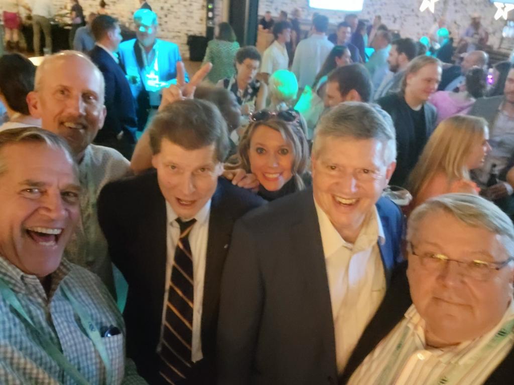 jblundell's tweet photo. @TMobile state government affairs team participated in the #NCSLSummit. The event's execution &amp; turnout were incredible. It was great connecting again w/ so many colleagues! @FucikR @DanLeary111 @splipper22 @jsantana1227 @Staceybbriggs @DebPetersForSD @RIHouseofReps @LeonineFOCUS https://t.co/vey4M9wsow