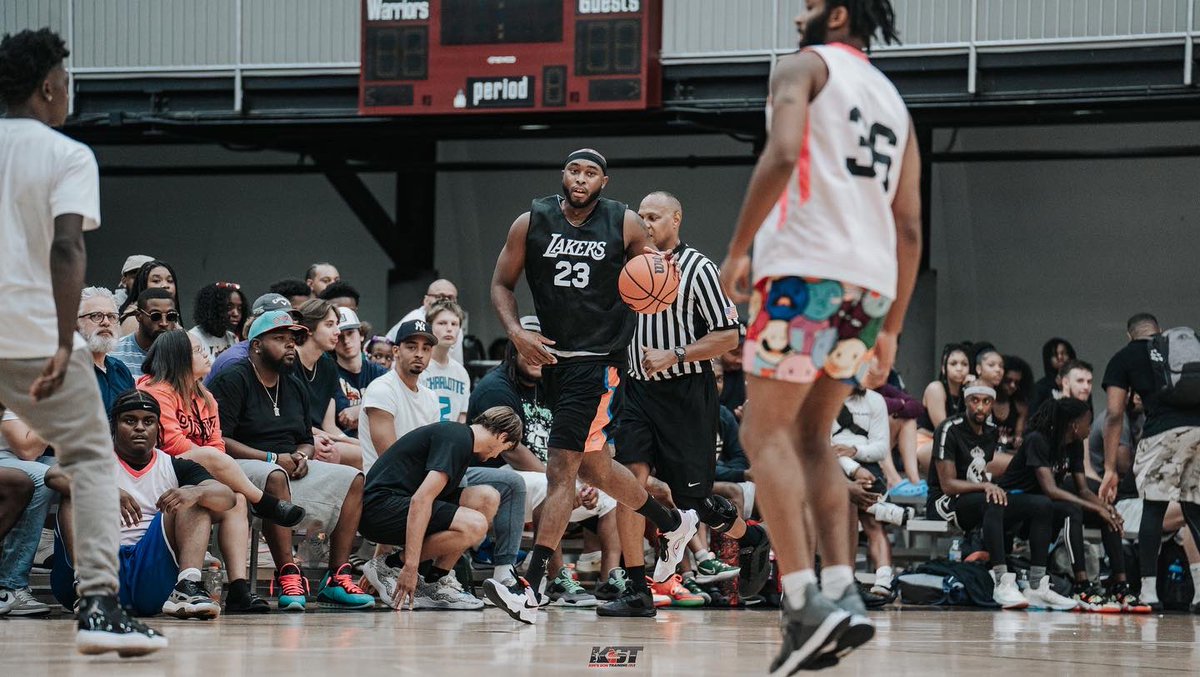 KSTLeague's tweet photo. Big Boy Monday Photo Dump 💪🏾 

#KSTLeague | 📸: @Calebphotoz https://t.co/CSGDFRhWcm