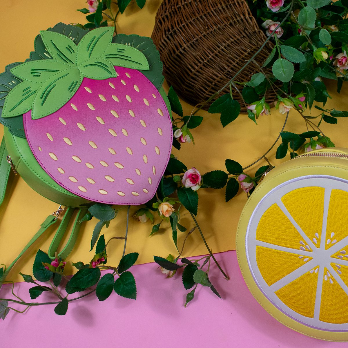 morningwitchy's tweet image. ⚡ FLASH SALE ⚡

Plush toys and bags are now 35% off! some of these items may not be restocked, so id recommend snagging them while you can &amp;lt;3